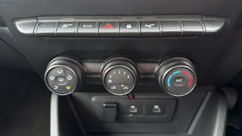 Dacia Duster 1.0 TCe 90 Comfort 5dr Petrol Estate